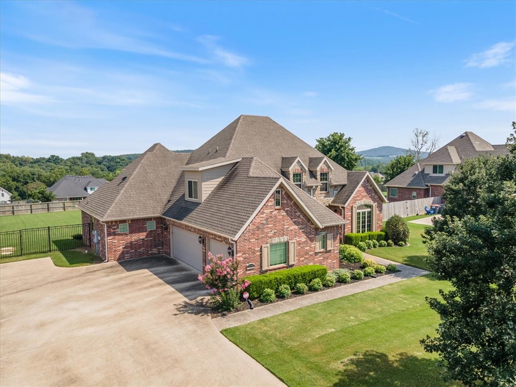 Waterford Estates At Hissom Ranch - Residential