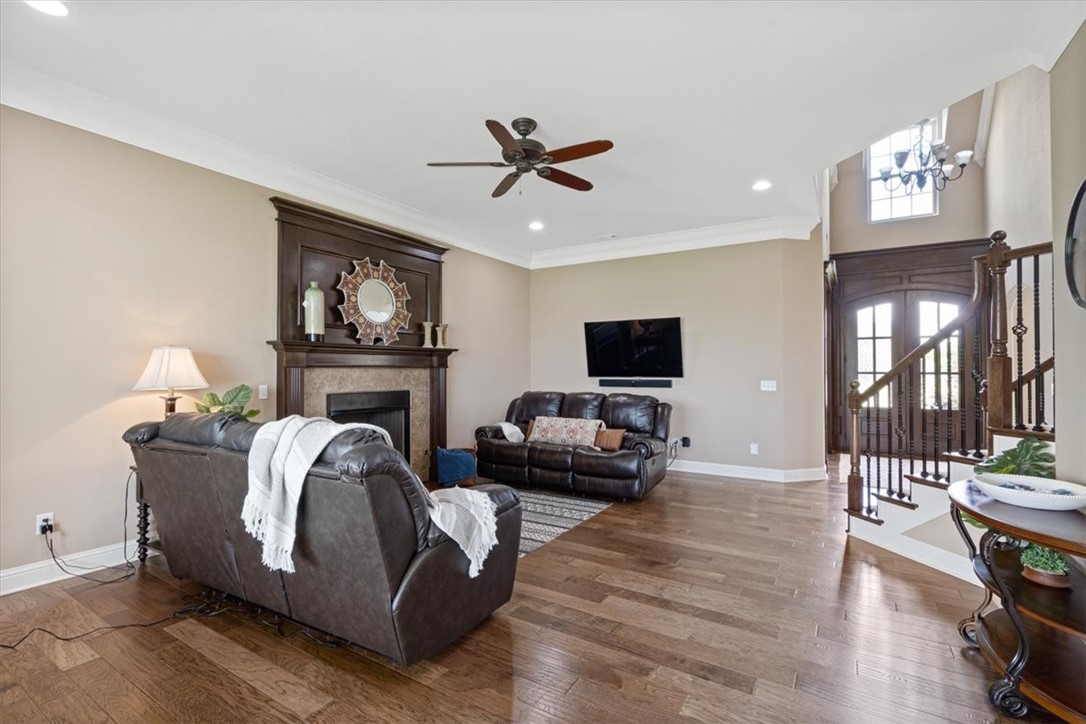 Waterford Estates At Hissom Ranch - Residential