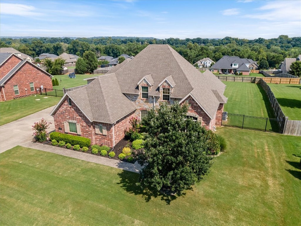 Waterford Estates At Hissom Ranch - Residential