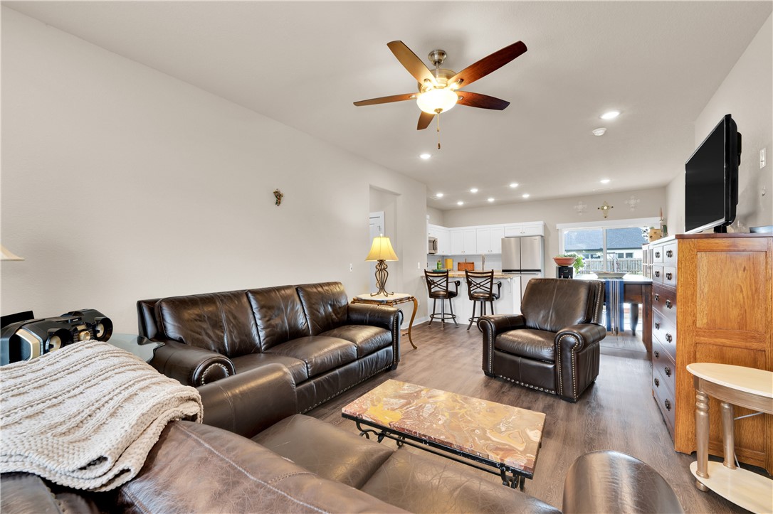 Farmington Heights Ph 2 - Residential