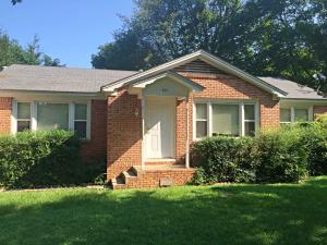 Come see this beautiful house 3BD/1.5 BA sitting on 2 lots, 1,576 Sq Ft. This would be great for a first time home buyer or as an investment property. Call me to scheduled an appointment for this well kept home in the heart of Russellville. Lots of updates have already been done and just waiting on you to bring your family.
