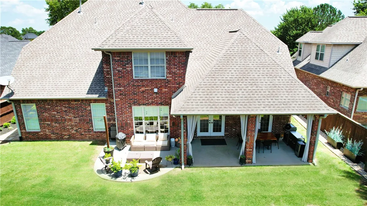 Bentonville, Arkansas 72713, United States, 4 Bedrooms Bedrooms, ,4 BathroomsBathrooms,Residential,Active,167930