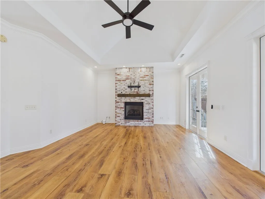 Bentonville, Arkansas 72713, United States, 4 Bedrooms Bedrooms, ,4 BathroomsBathrooms,Residential,Active,167930