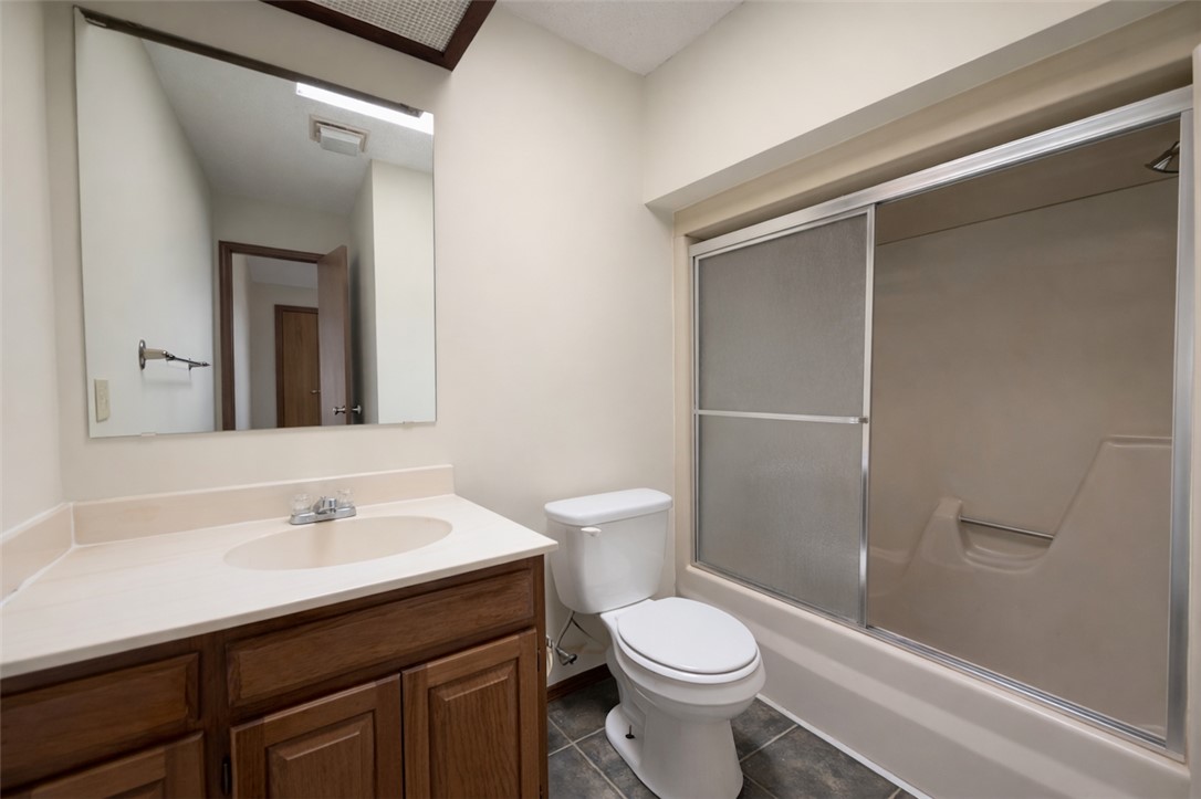 Dawn Hill Cynth Town - Residential