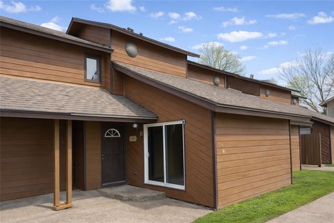 Photo of 13966 Turnberry Lane, Siloam Springs, AR 72761 (MLS # 1341435)