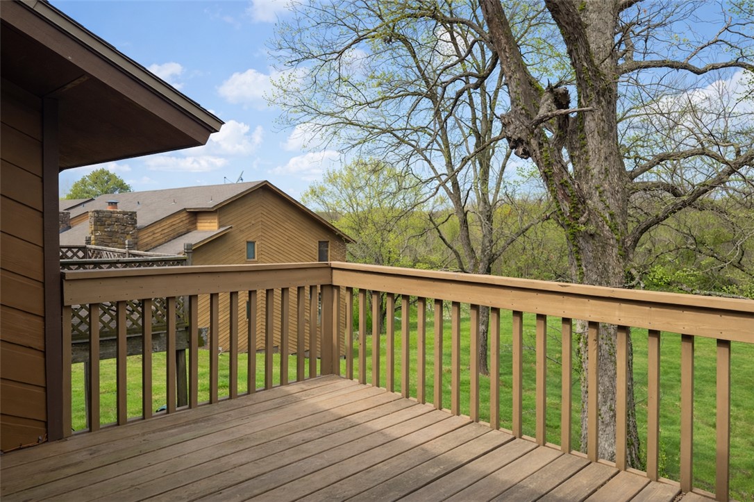 Dawn Hill Cynth Town - Residential