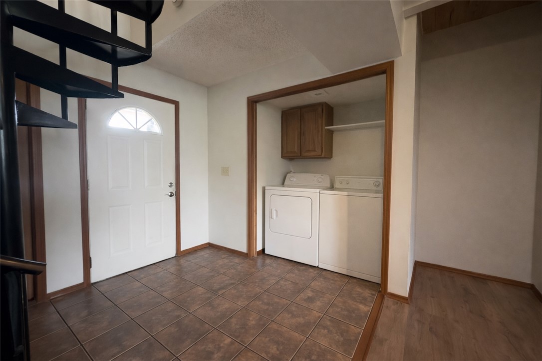 Dawn Hill Cynth Town - Residential