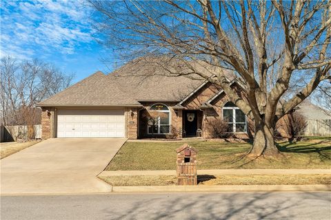 Photo of 6588 W Silverthorne Street, Fayetteville, AR 72704 (MLS # 1337417)