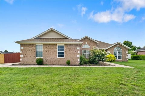 Photo of 1901 SW Columbus Road, Bentonville, AR 72713 (MLS # 1334367)