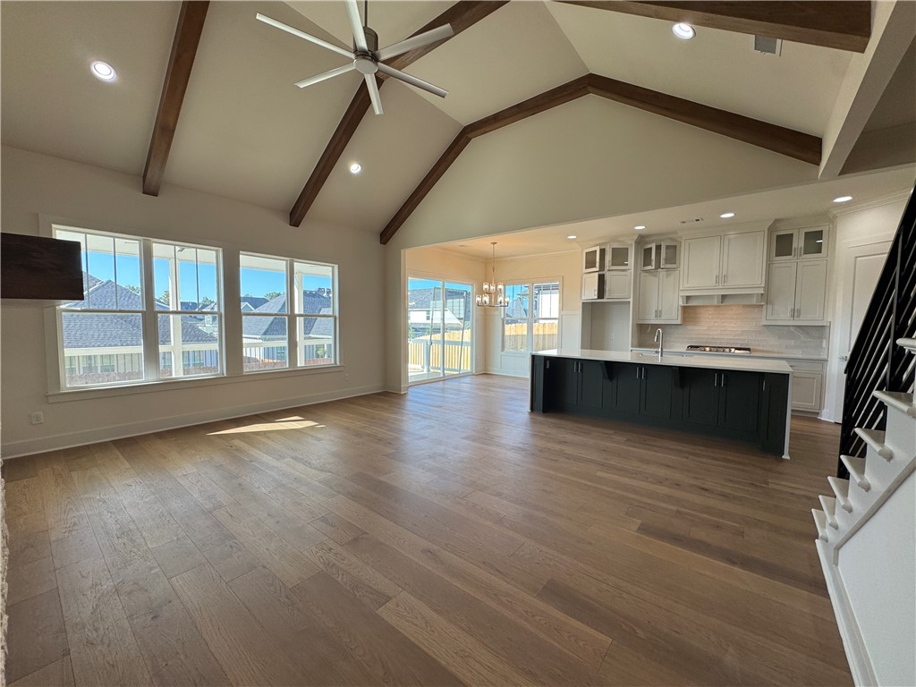 Crescent View - Residential