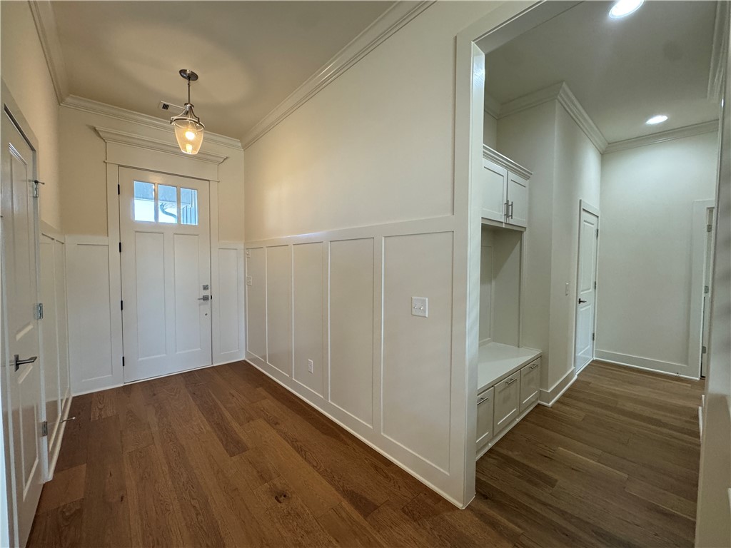 Crescent View - Residential