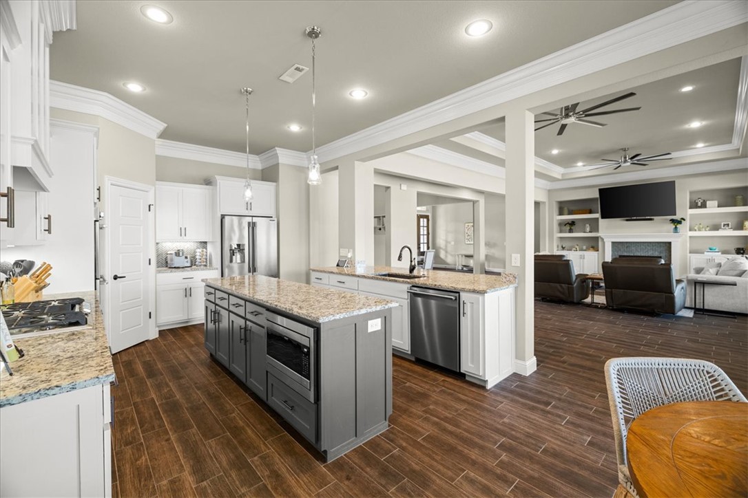 OTTER CREEK ESTATES PH II-CAVE SPRINGS - Residential