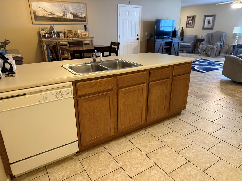 Legacy Pointe Ph I - Residential Income