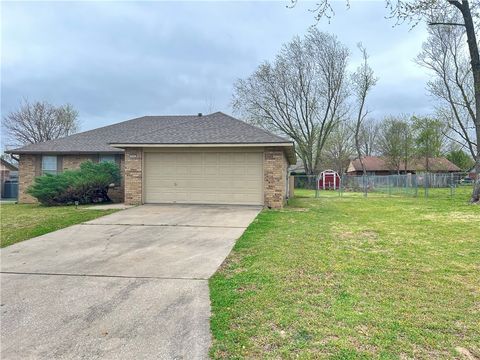Photo of 604 N 35th Street, Rogers, AR 72756 (MLS # 1340748)