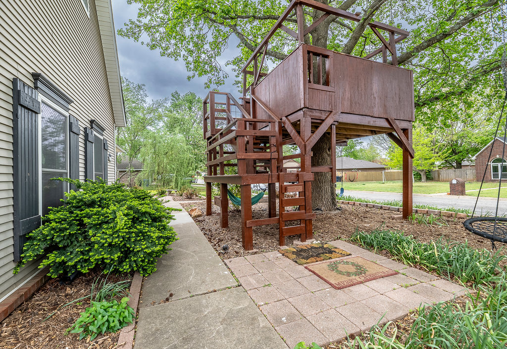 Whispering Timber - Residential