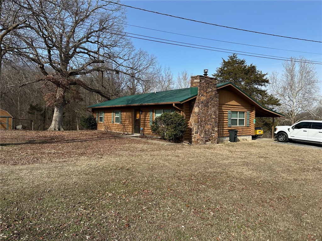 Super clean 3 bed, 2 bath log cabin with lake view. Peaceful setting just a few feet away from boat launch. Comes fully furnished including all appliances. Pets negotiable, no smoking.