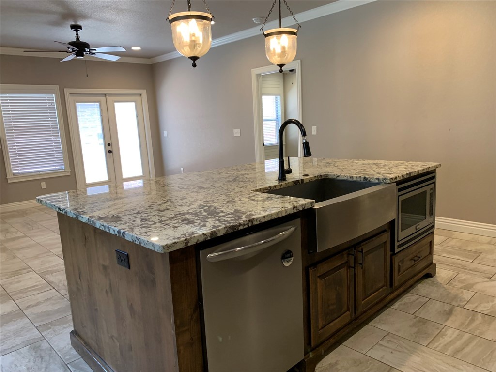 Town Homes At Forest Hills - Residential Lease