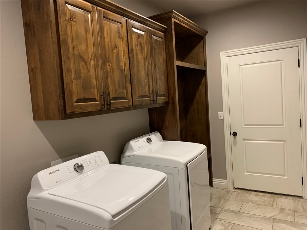 Town Homes At Forest Hills - Residential Lease