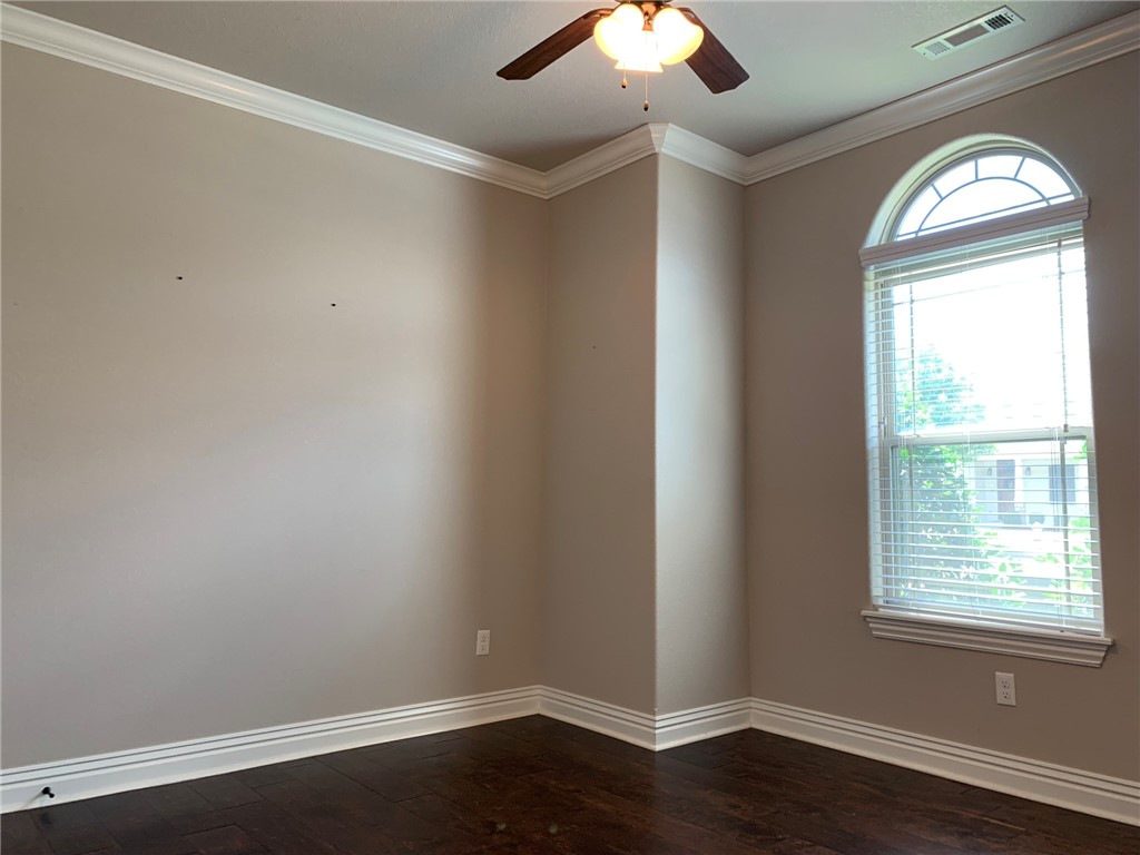 Town Homes At Forest Hills - Residential Lease