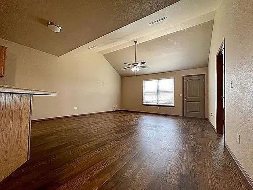 Priced to sell! This well-maintained duplex offers a fantastic opportunity for both owner-occupants and investors. Providing immediate income potential and the ability to offset living expenses while building equity.
Each unit features a functional layout with spacious living areas, an eat-in kitchen with granite countertops, stainless steel appliances, and ample storage. Additional highlights include walk-in closets, washer/dryer connections, and attached garage parking.
Conveniently located just off Highway 102/SW 14th Street, this property offers easy access to Bentonville, shopping, dining, and everyday amenities including Walmart Neighborhood Market