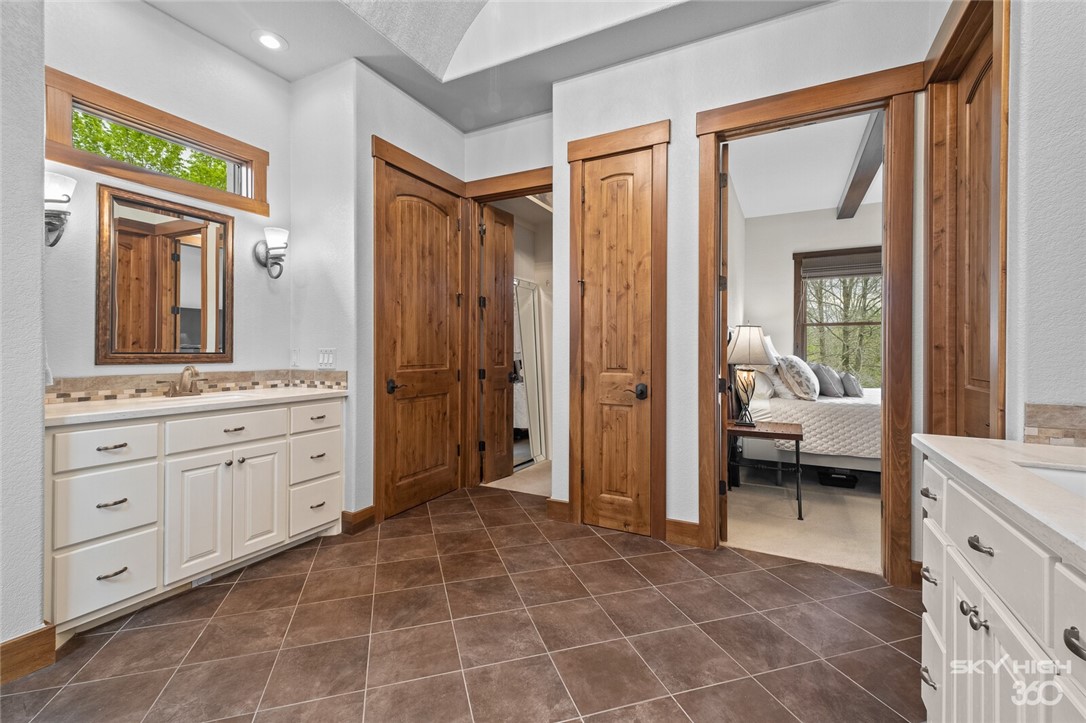 Lake Shore Farms at Nelson Hollow - Residential