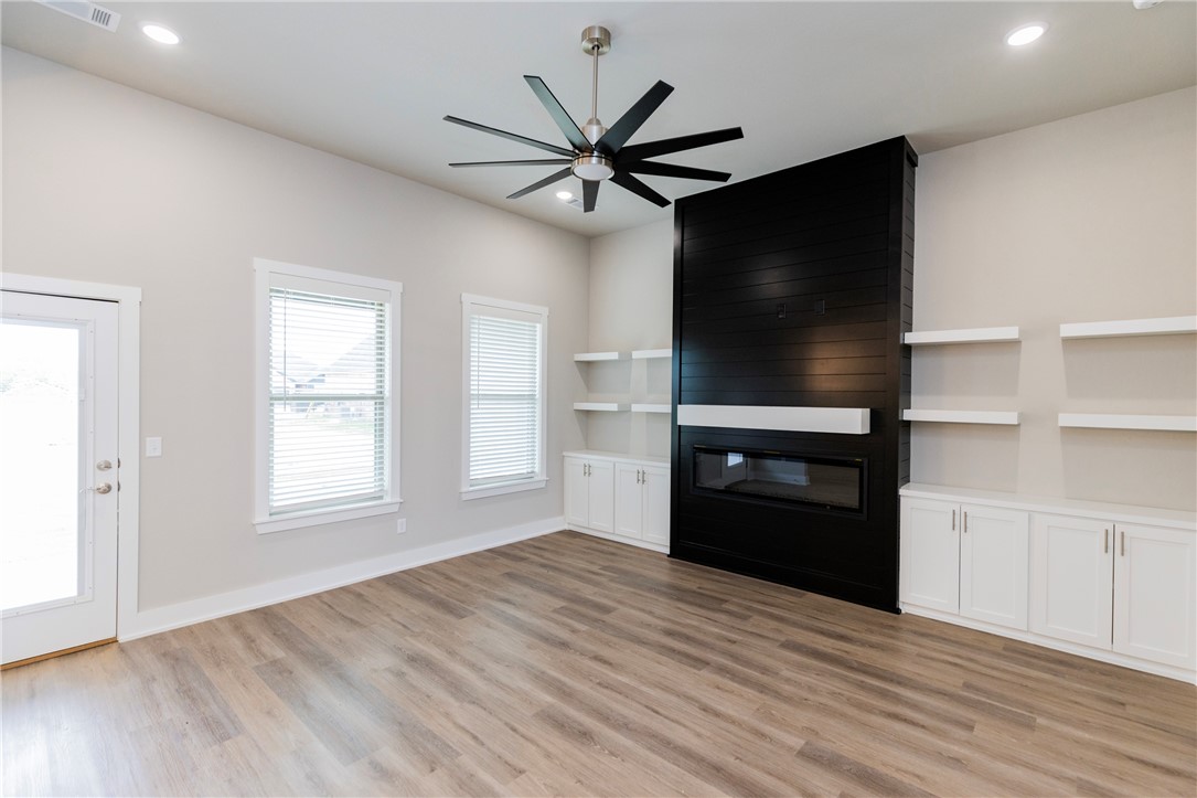 Walnut Grove Sub Ph Iii Bentonville - Residential