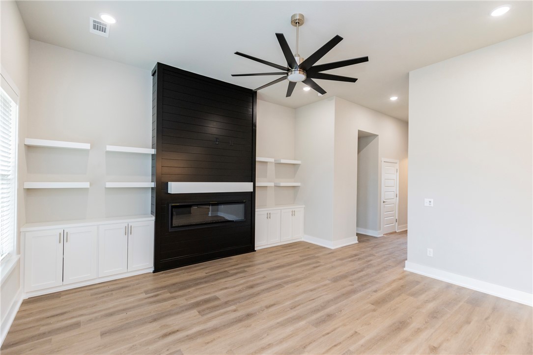 Walnut Grove Sub Ph Iii Bentonville - Residential