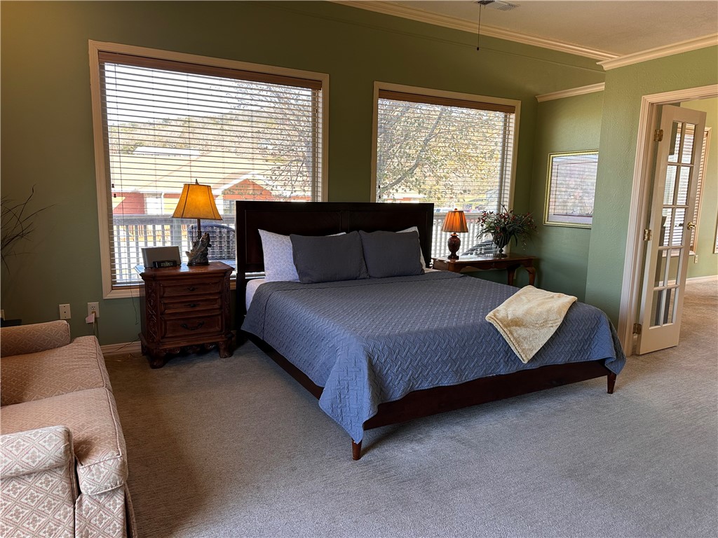 Unit 10 Holiday Island - Residential