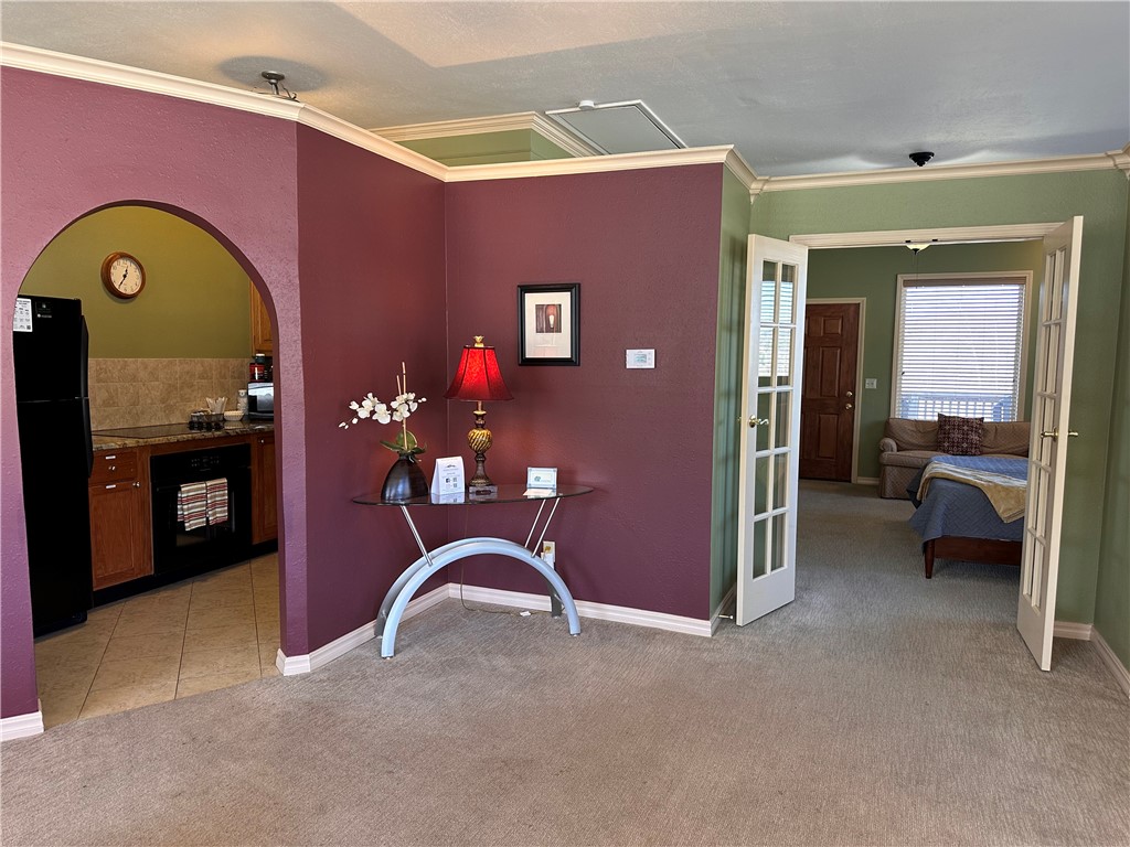 Unit 10 Holiday Island - Residential