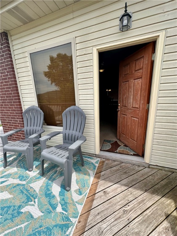 Unit 10 Holiday Island - Residential