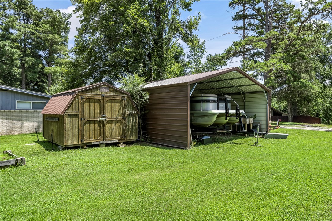 War Eagle Bay - Residential