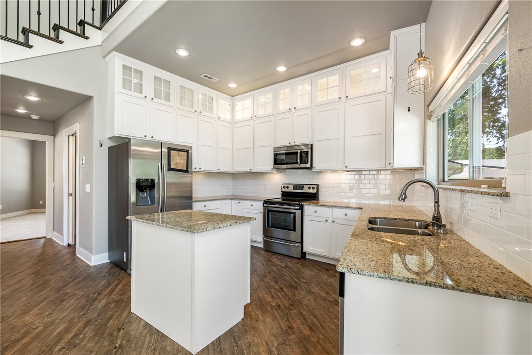 War Eagle Bay - Residential