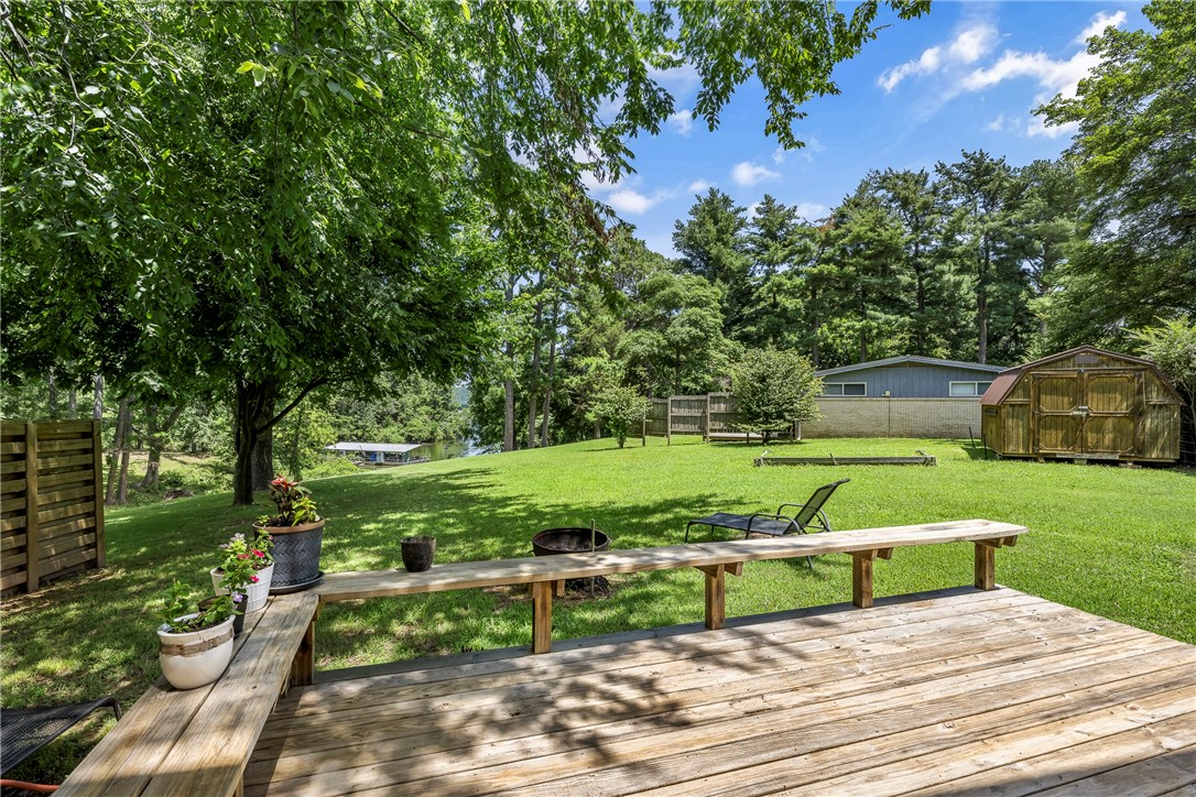 War Eagle Bay - Residential