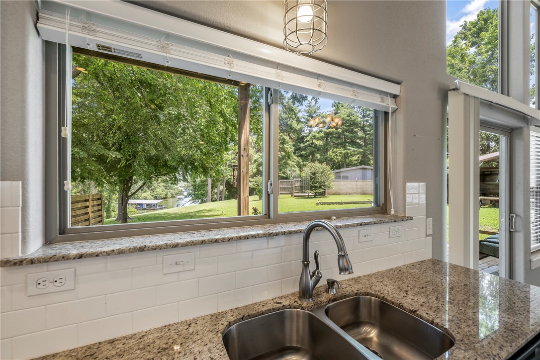 War Eagle Bay - Residential
