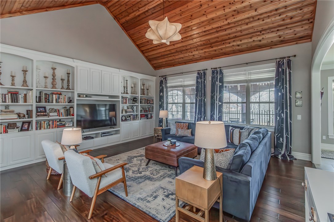 Windsor Manor - Residential