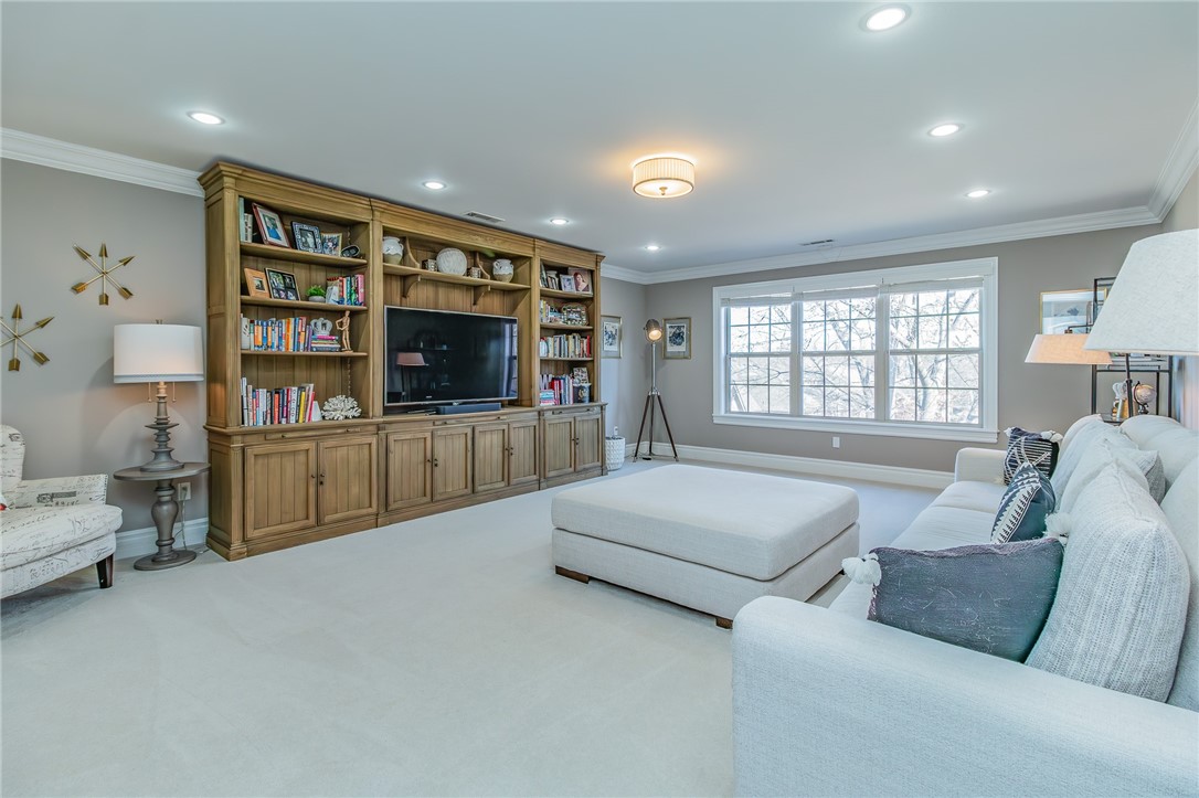 Windsor Manor - Residential