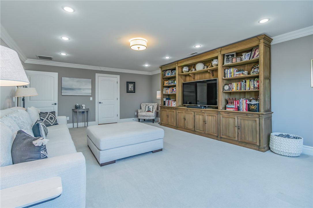 Windsor Manor - Residential