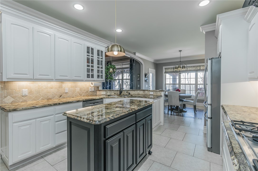 Windsor Manor - Residential