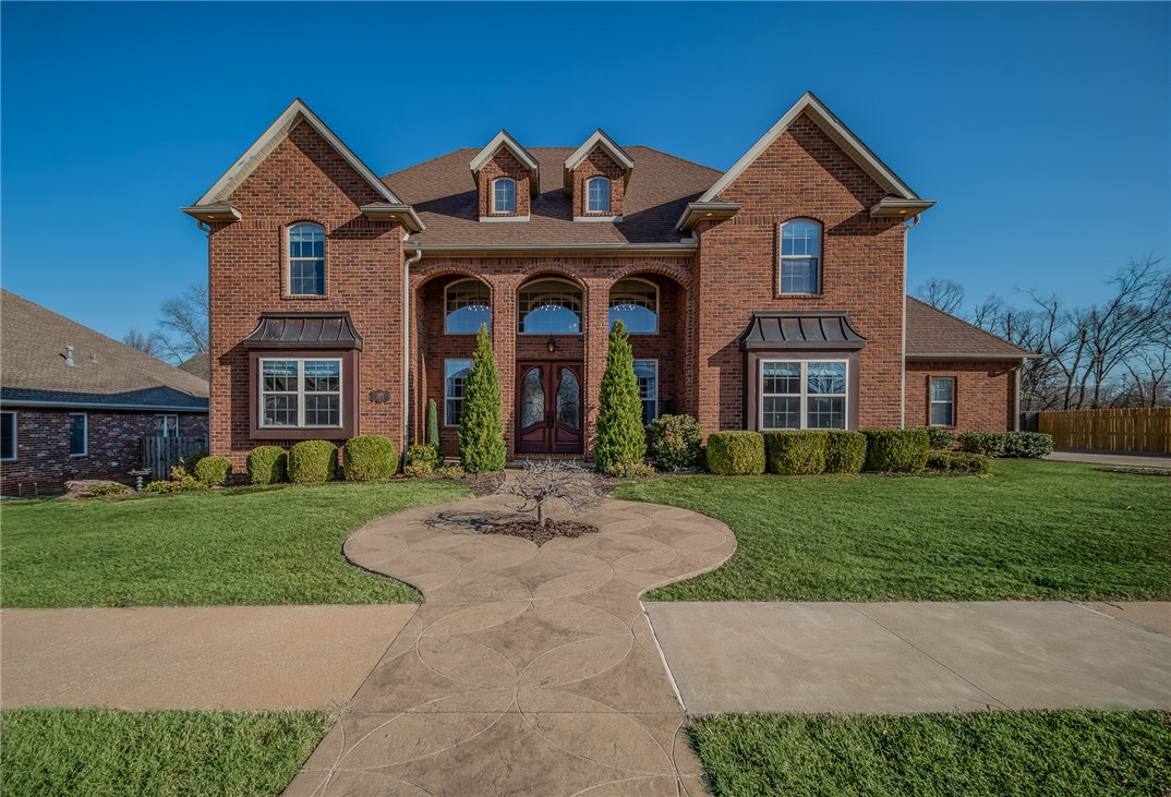 Windsor Manor - Residential