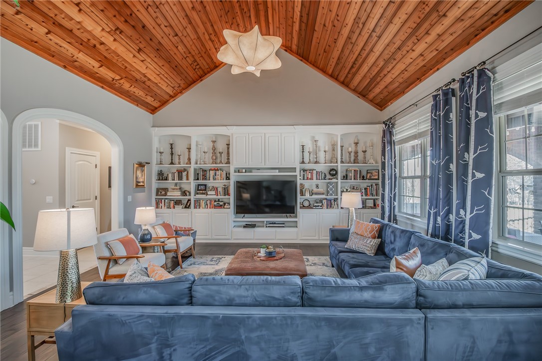 Windsor Manor - Residential