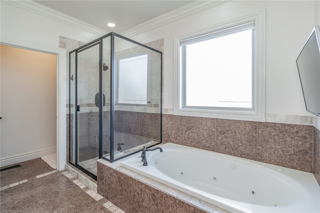 Windsor Manor - Residential