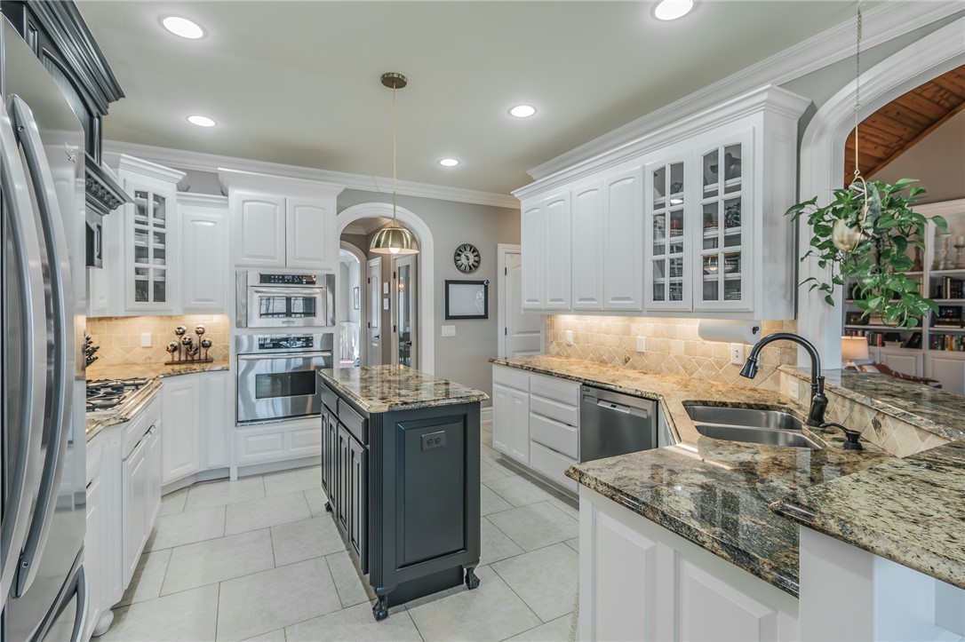 Windsor Manor - Residential