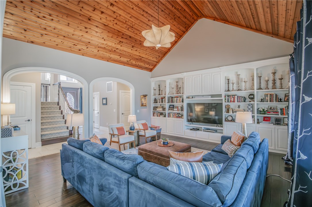 Windsor Manor - Residential