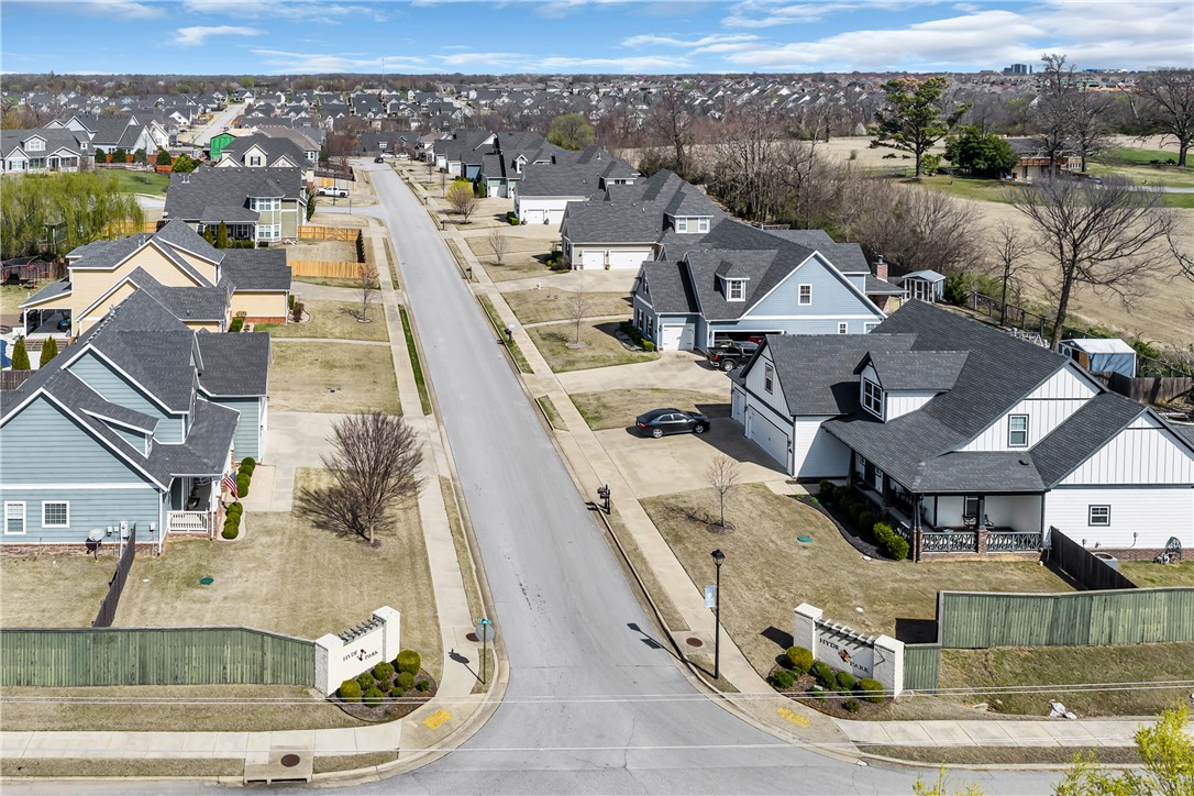 Hyde Park-Cave Springs - Residential