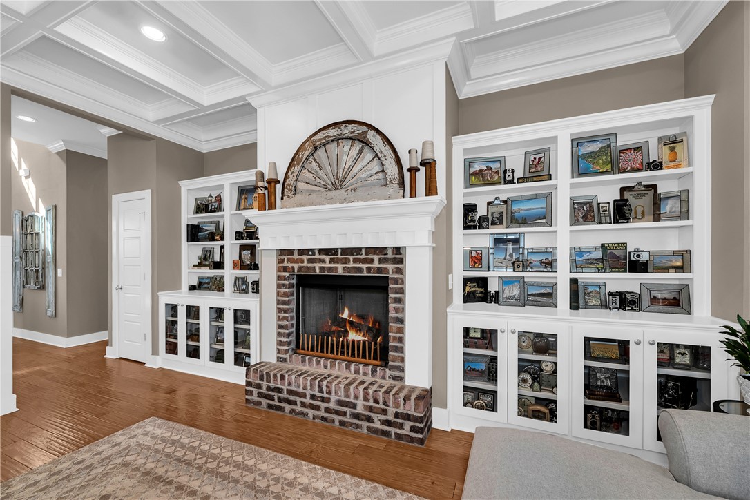 Hyde Park-Cave Springs - Residential