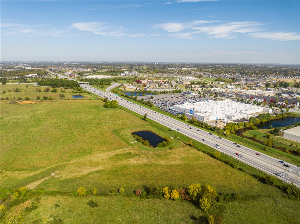 MILLS FARM COMMERCIAL-ROGERS - Land