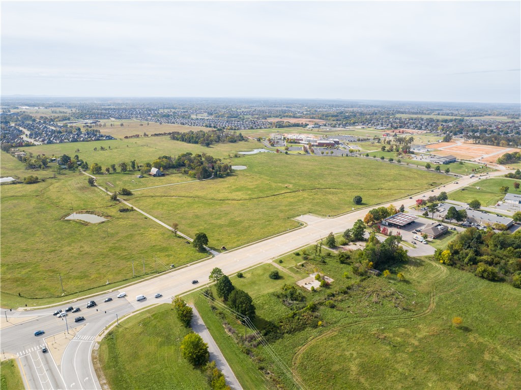 MILLS FARM COMMERCIAL-ROGERS - Land