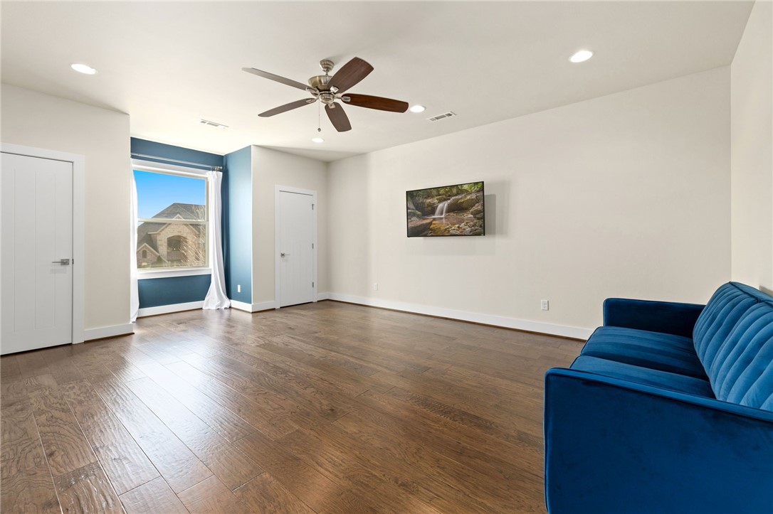 Scissortail - Residential