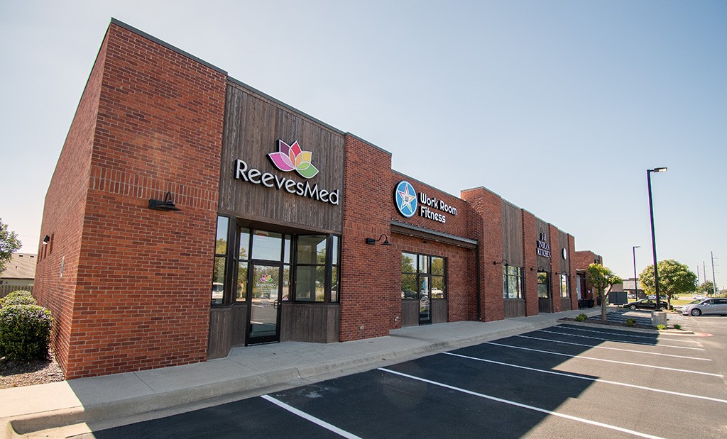 Position your business in one of Centerton's well-trafficked locations, with over 31,000 VPD. Prime end-cap suite offering efficient and flexible space in a high-profile strip center surrounded by established retail, medical, and service businesses. Ideal layout with spacious receptionist area, four client rooms, dedicated executive office, kitchenette, break room, two restrooms, and storage area. Abundant parking in front, side, and staff back entrance. Ideal for Medical, Dental, or Professional Office, with an accessible and high-traffic location in the heart of Centerton's growth corridor.