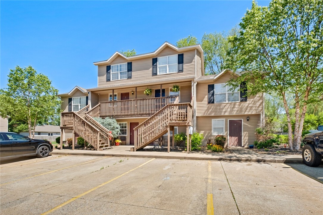 Bradford Place Condo Hpr - Residential